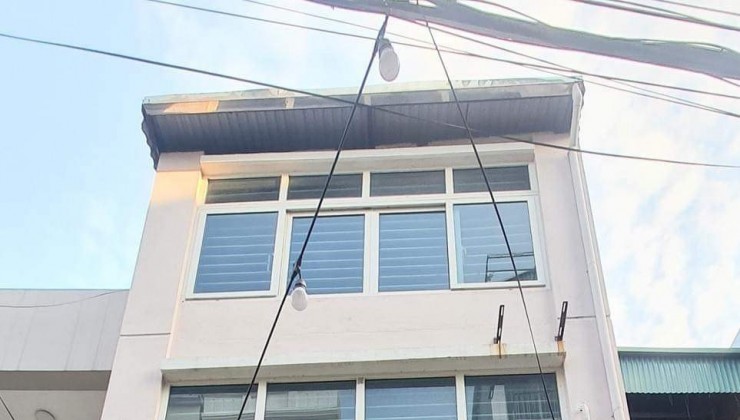 BÁN NHÀ HỌC VIỆN TÀI CHÍNH - DT35M2 - 3 TẦNG - GIÁ HƠN 4 TỶ -  ĐỂ Ở  KINH DOANH CHO THUÊ QUÁ TỐT